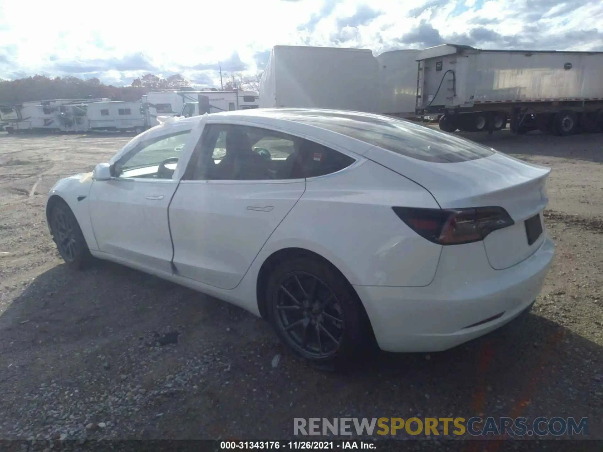 3 Photograph of a damaged car 5YJ3E1EA1LF792655 TESLA MODEL 3 2020