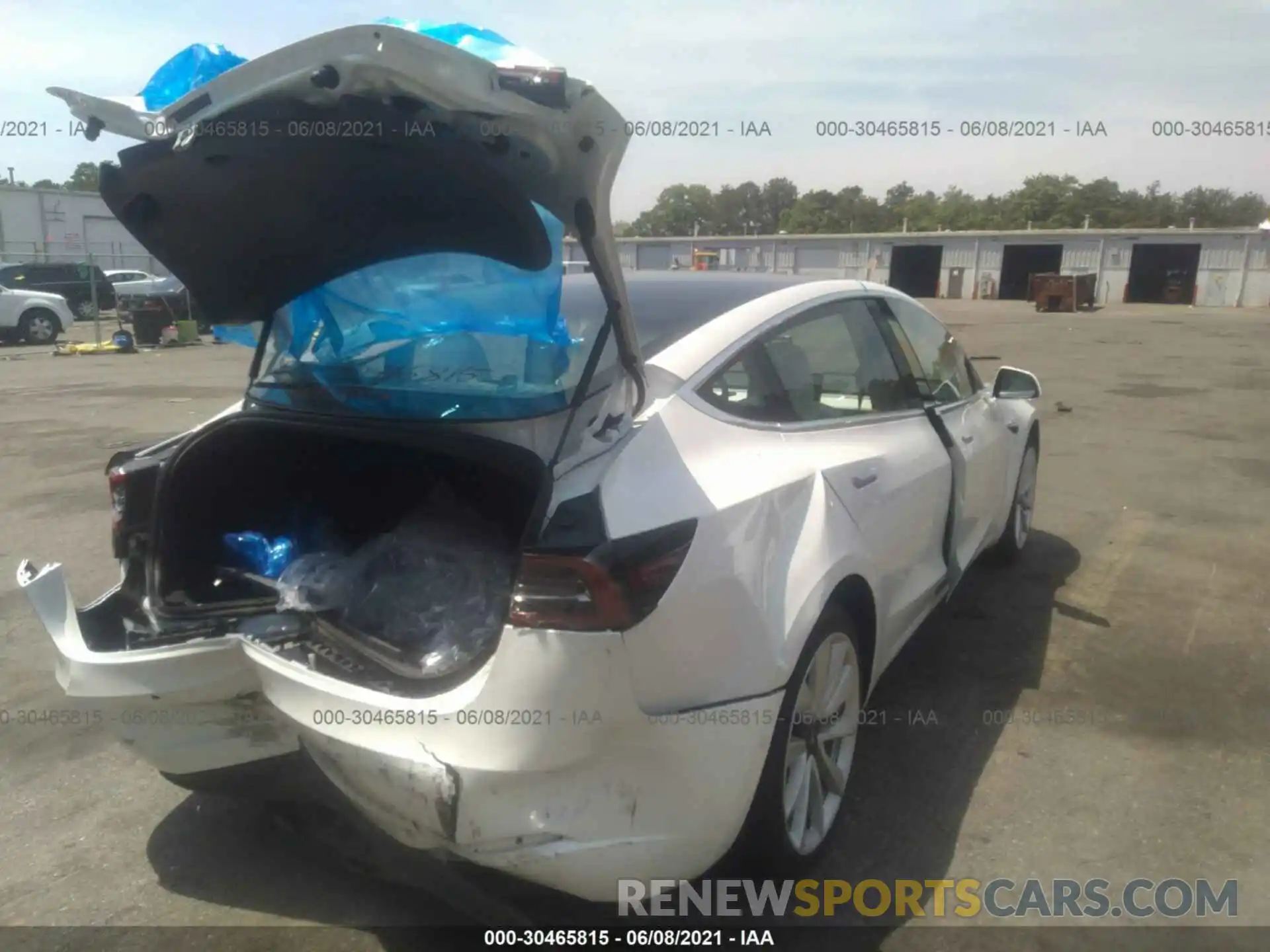 4 Photograph of a damaged car 5YJ3E1EA1LF793479 TESLA MODEL 3 2020