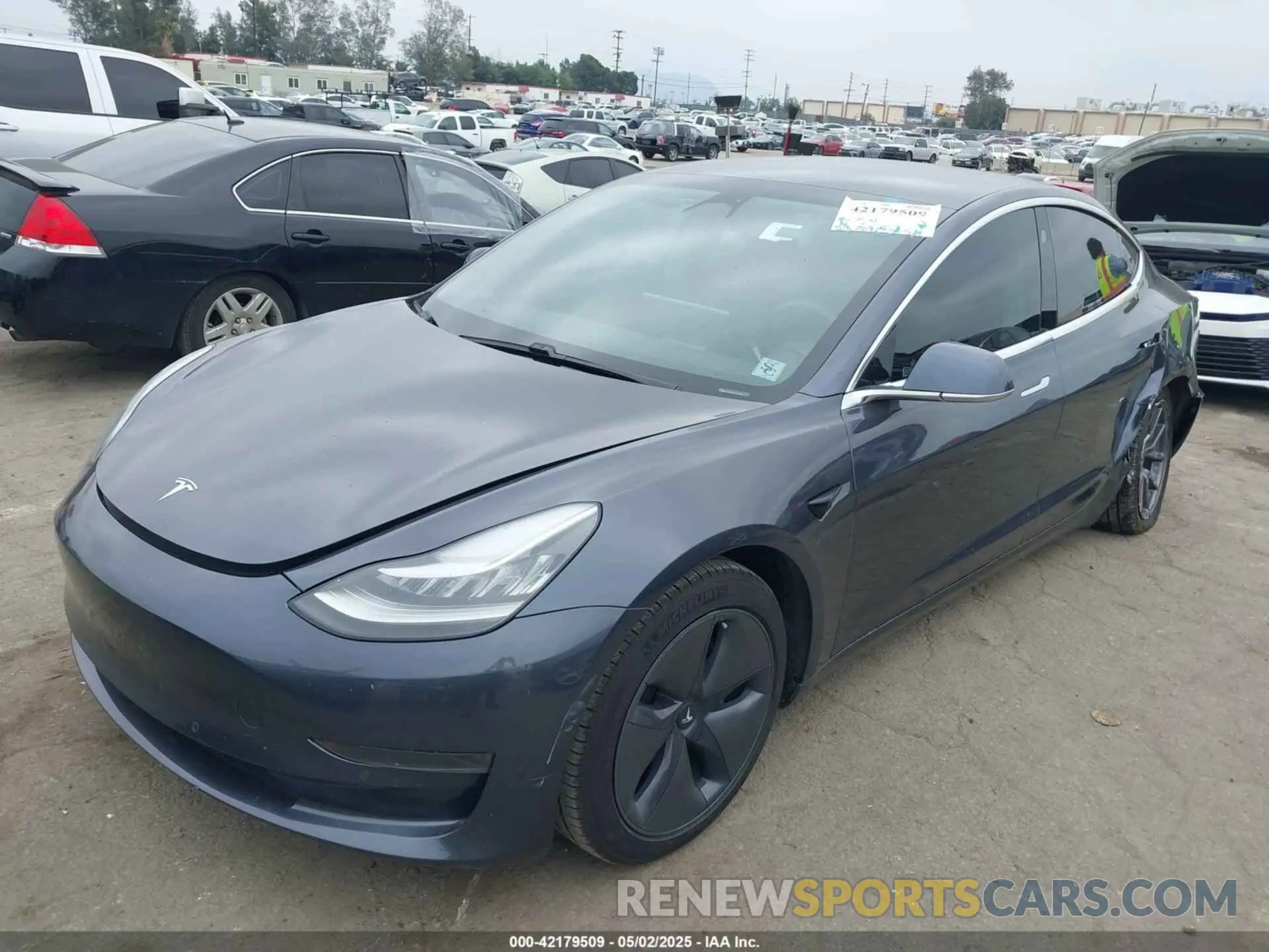 2 Photograph of a damaged car 5YJ3E1EA1LF799136 TESLA MODEL 3 2020