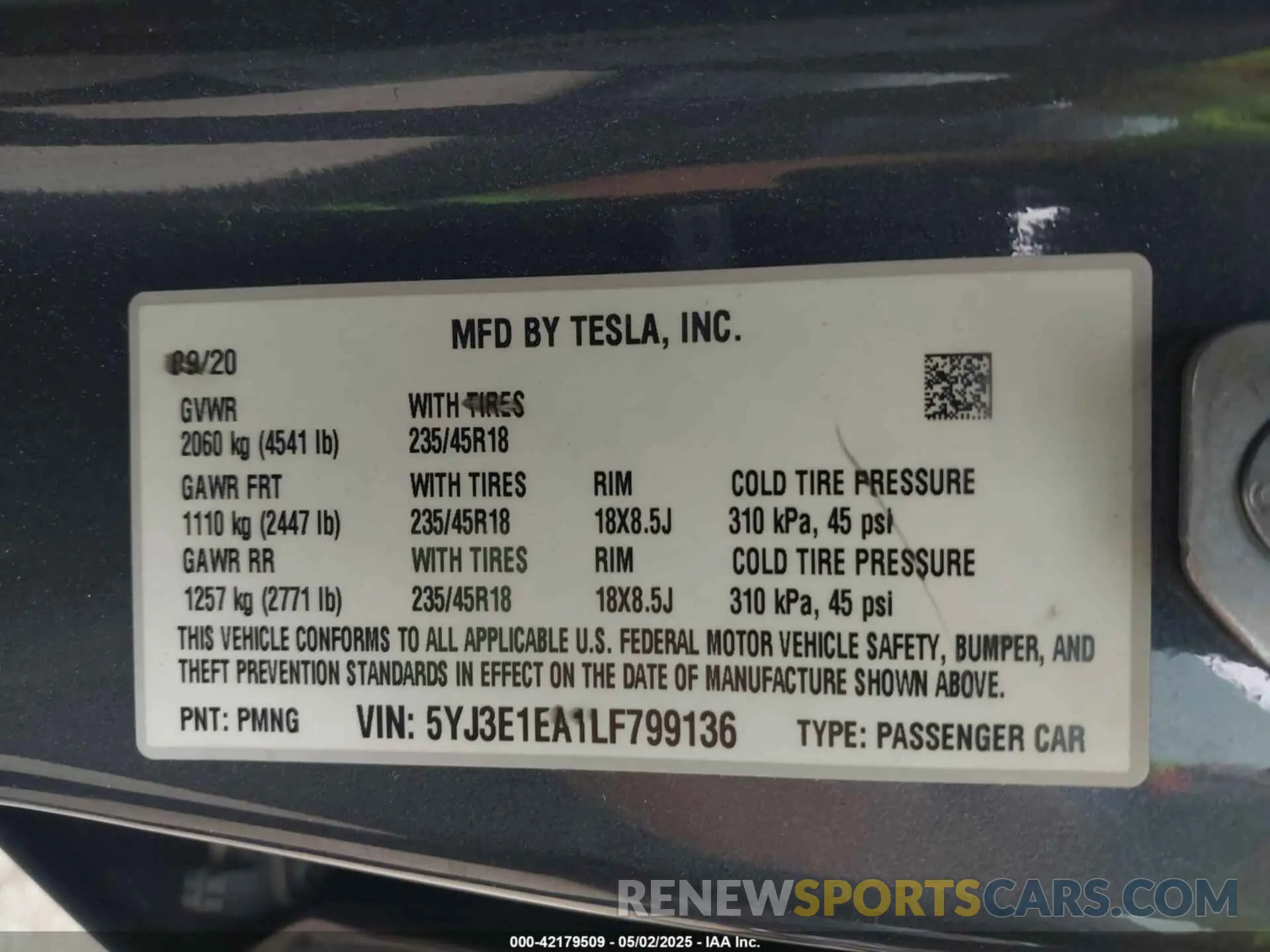 9 Photograph of a damaged car 5YJ3E1EA1LF799136 TESLA MODEL 3 2020