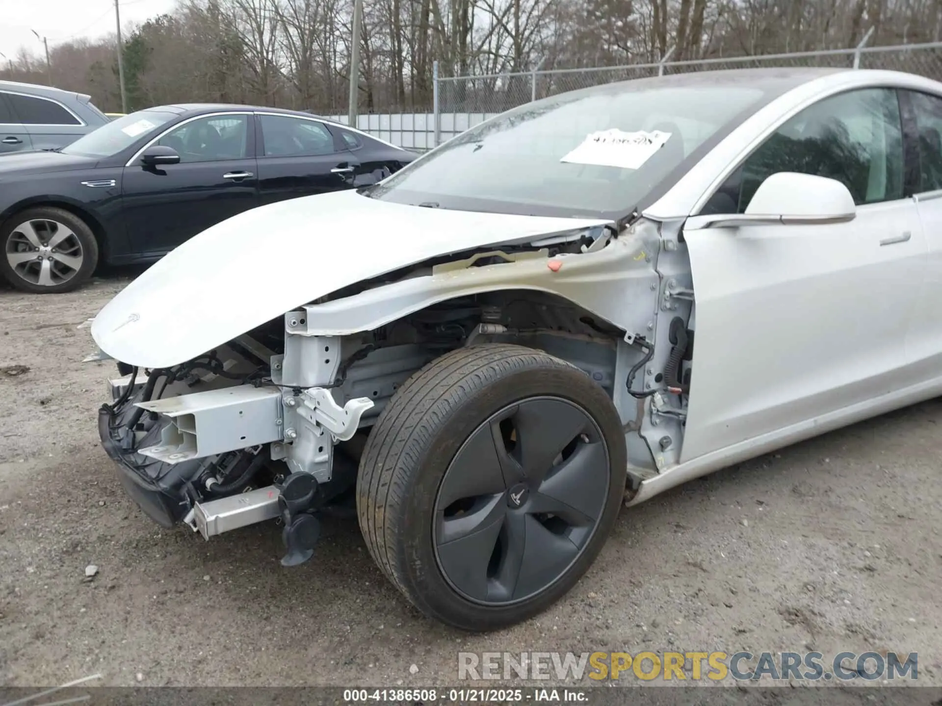 20 Photograph of a damaged car 5YJ3E1EA1LF799766 TESLA MODEL 3 2020