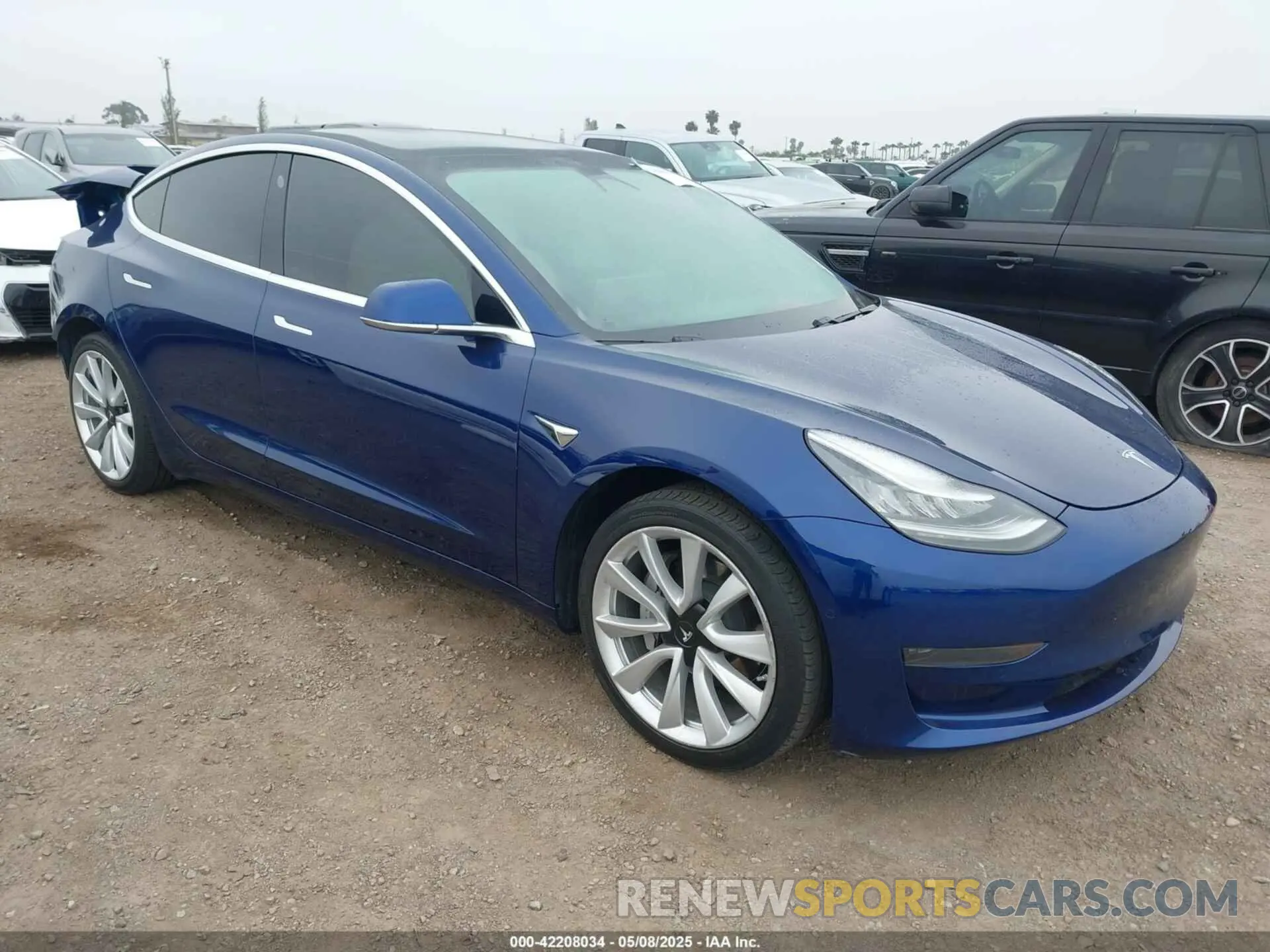 1 Photograph of a damaged car 5YJ3E1EA1LF802648 TESLA MODEL 3 2020