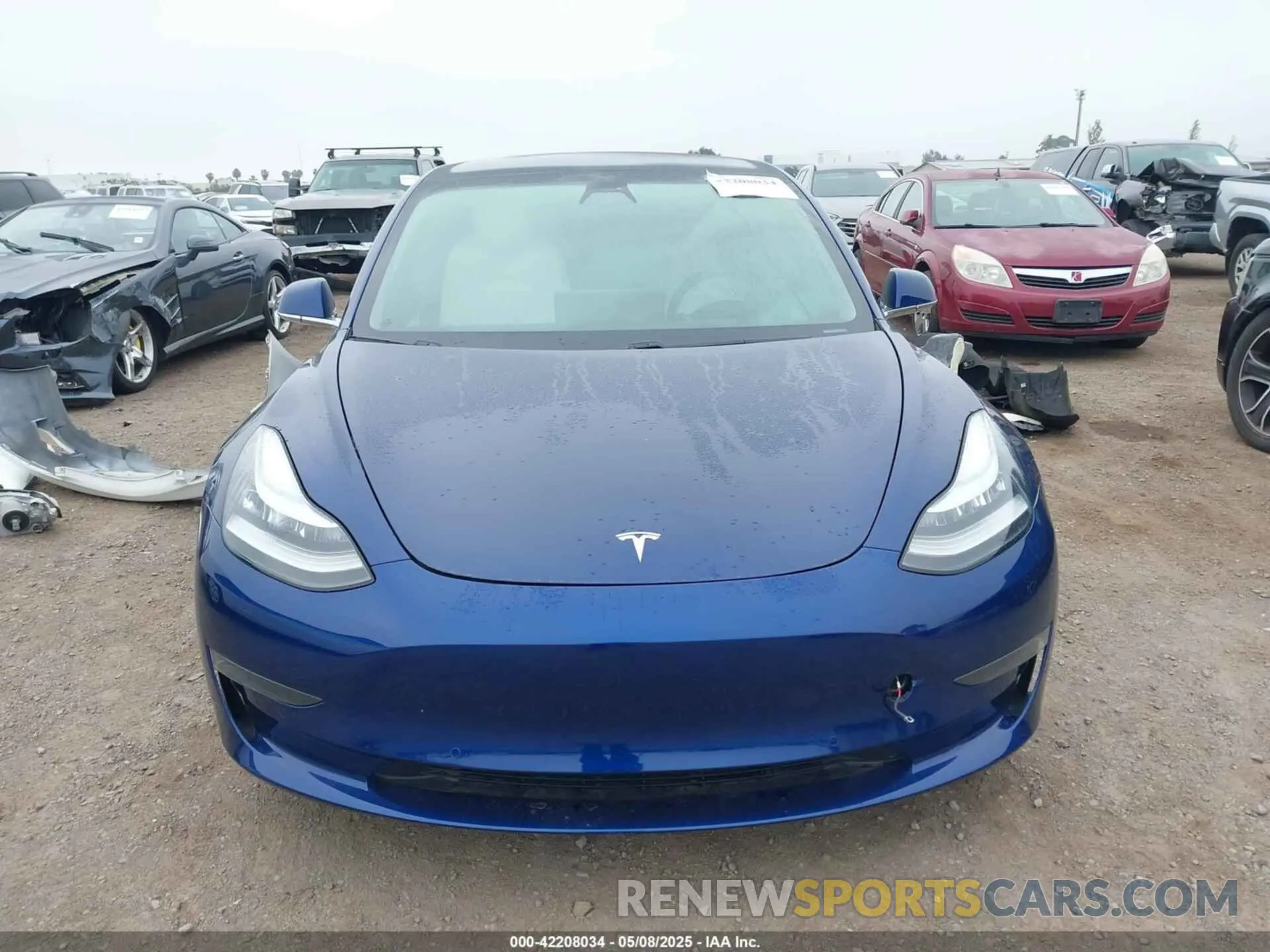 12 Photograph of a damaged car 5YJ3E1EA1LF802648 TESLA MODEL 3 2020