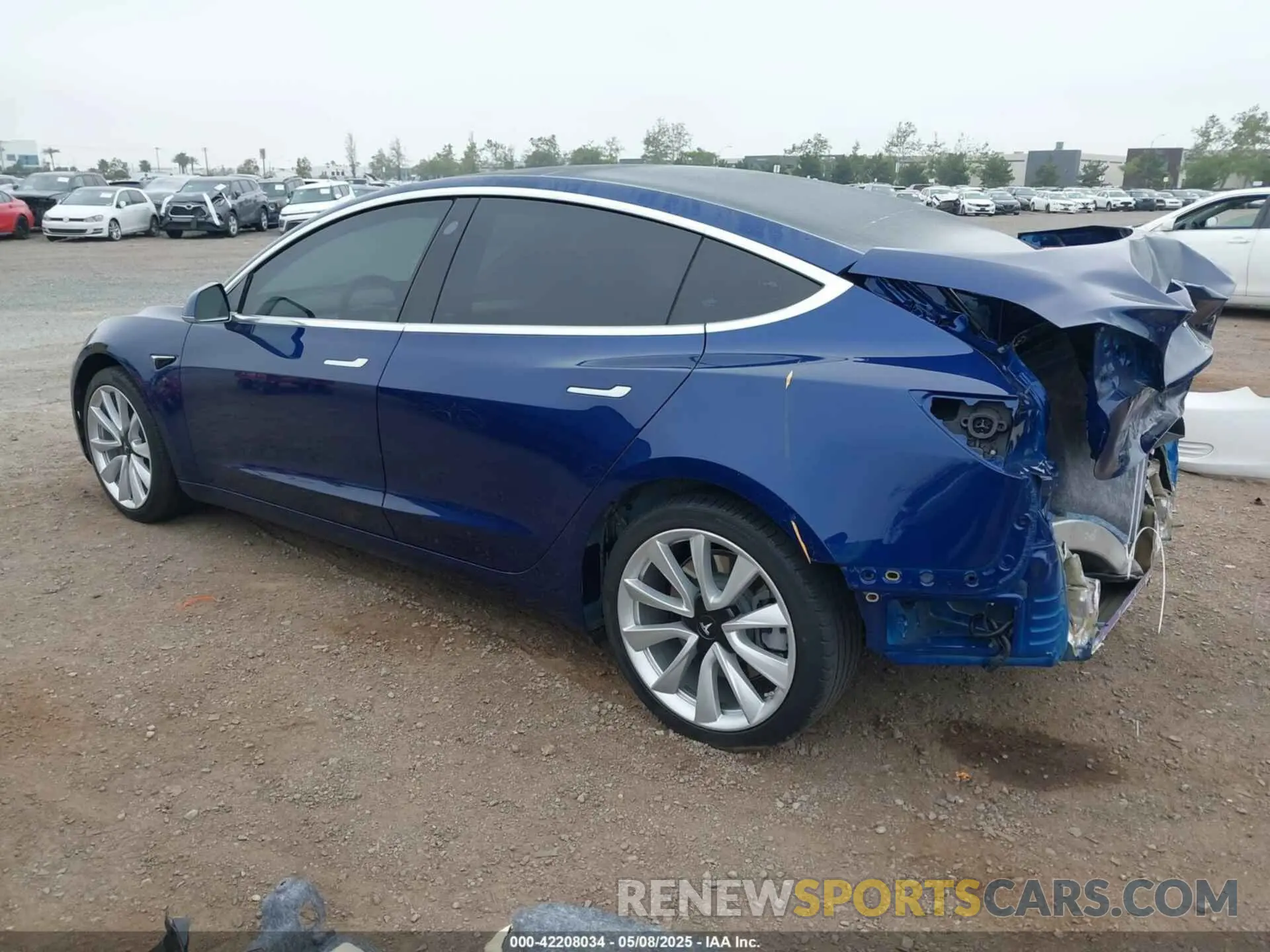 3 Photograph of a damaged car 5YJ3E1EA1LF802648 TESLA MODEL 3 2020