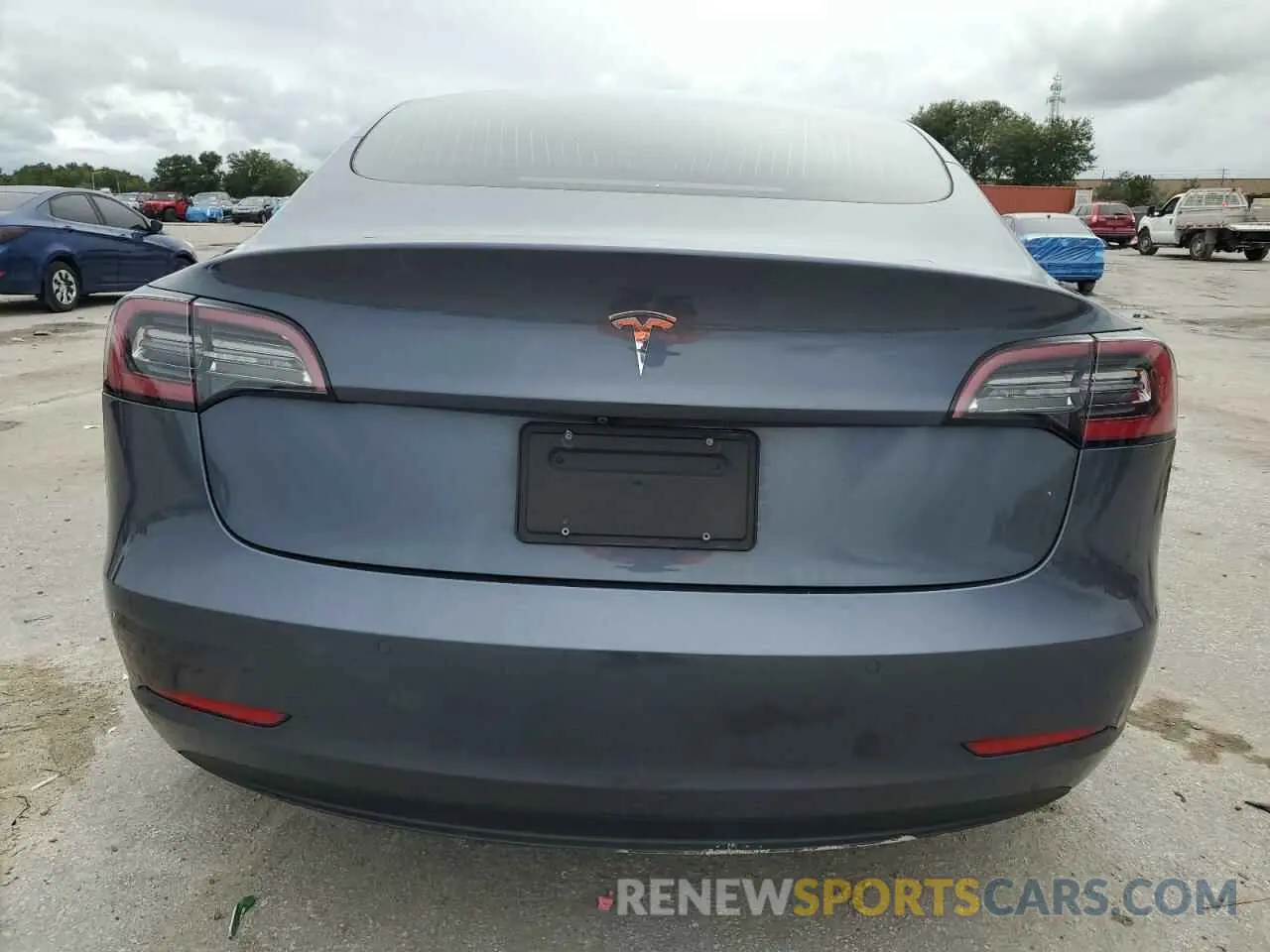6 Photograph of a damaged car 5YJ3E1EA2LF598328 TESLA MODEL 3 2020