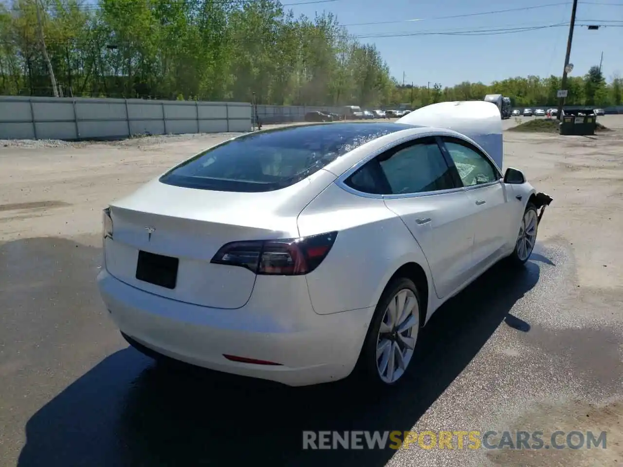 4 Photograph of a damaged car 5YJ3E1EA2LF598801 TESLA MODEL 3 2020