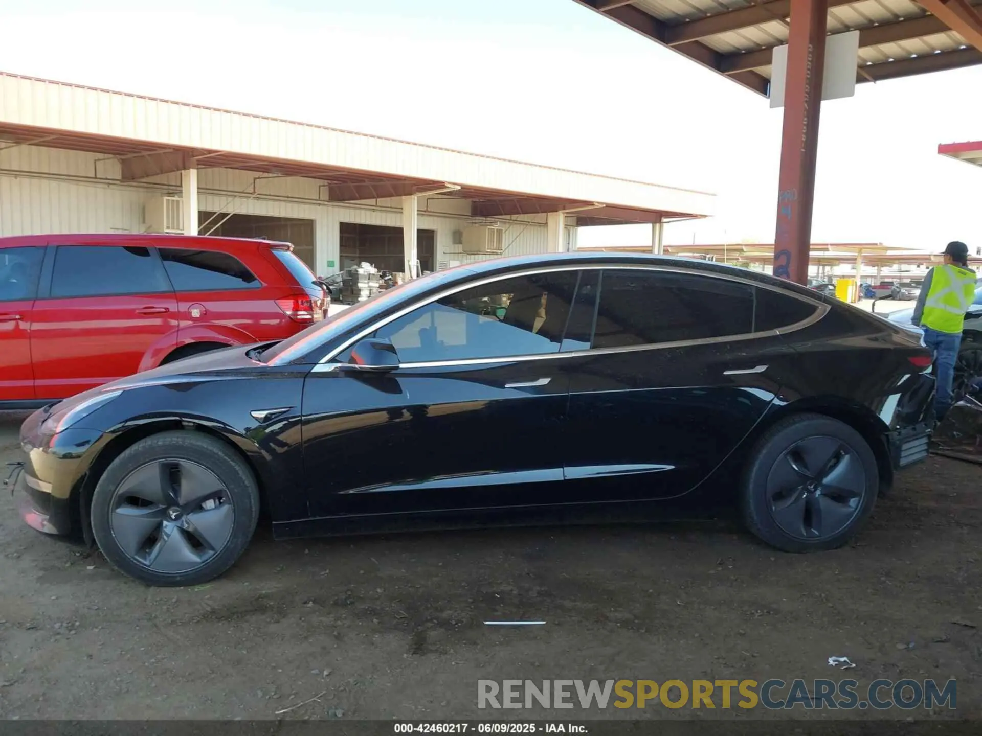 15 Photograph of a damaged car 5YJ3E1EA2LF609232 TESLA MODEL 3 2020