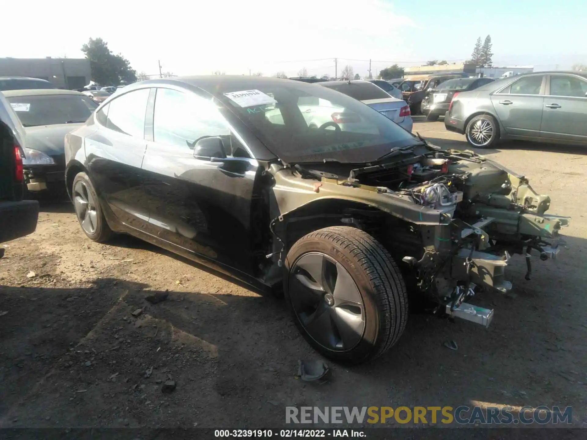 1 Photograph of a damaged car 5YJ3E1EA2LF611305 TESLA MODEL 3 2020