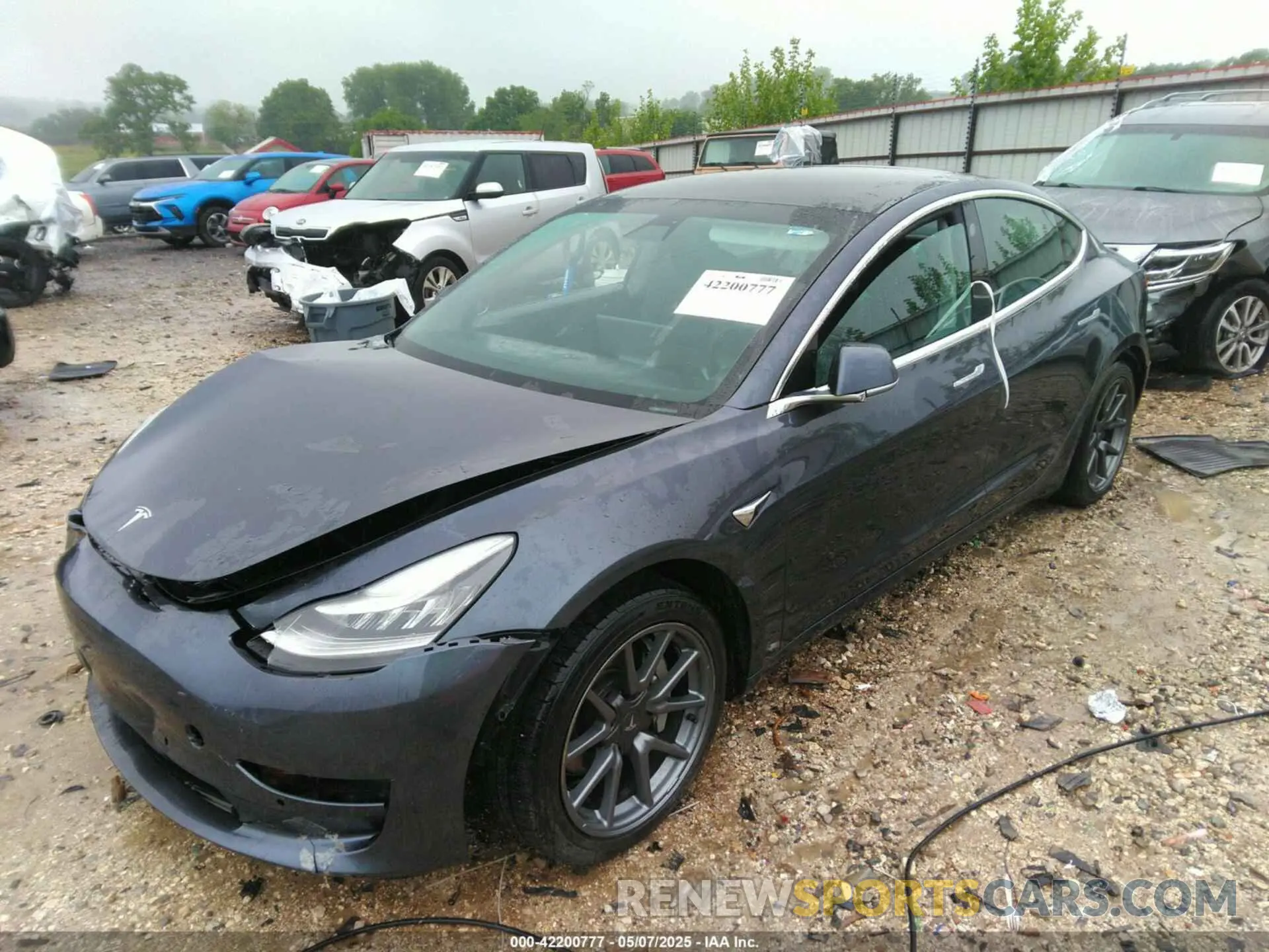 2 Photograph of a damaged car 5YJ3E1EA2LF611448 TESLA MODEL 3 2020