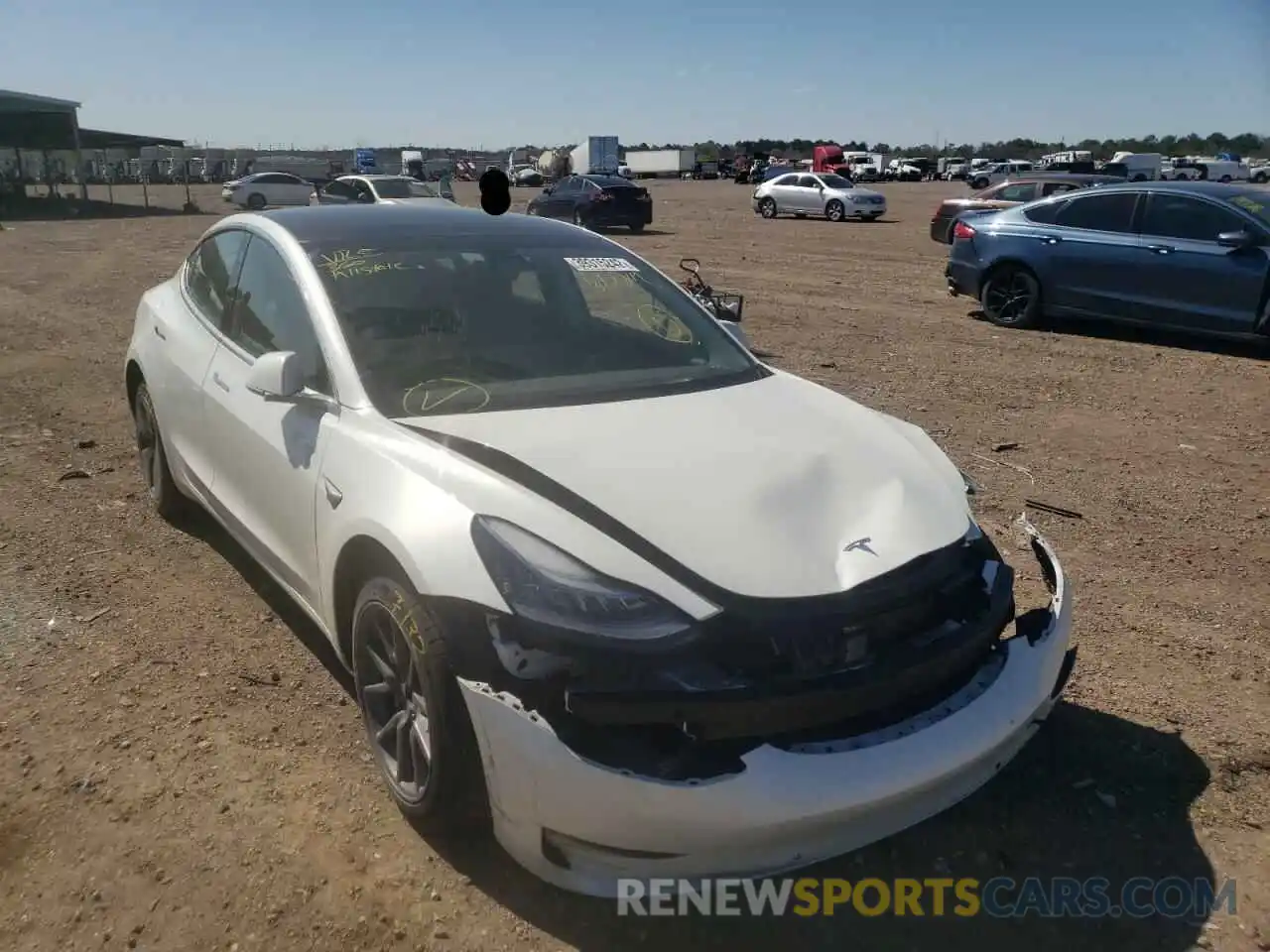 1 Photograph of a damaged car 5YJ3E1EA2LF612809 TESLA MODEL 3 2020