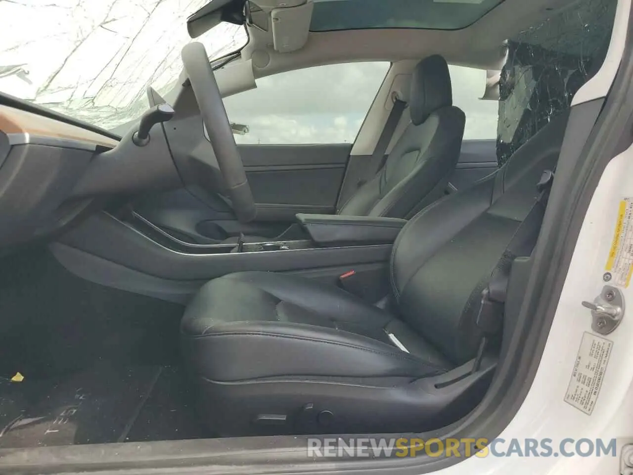 7 Photograph of a damaged car 5YJ3E1EA2LF632171 TESLA MODEL 3 2020