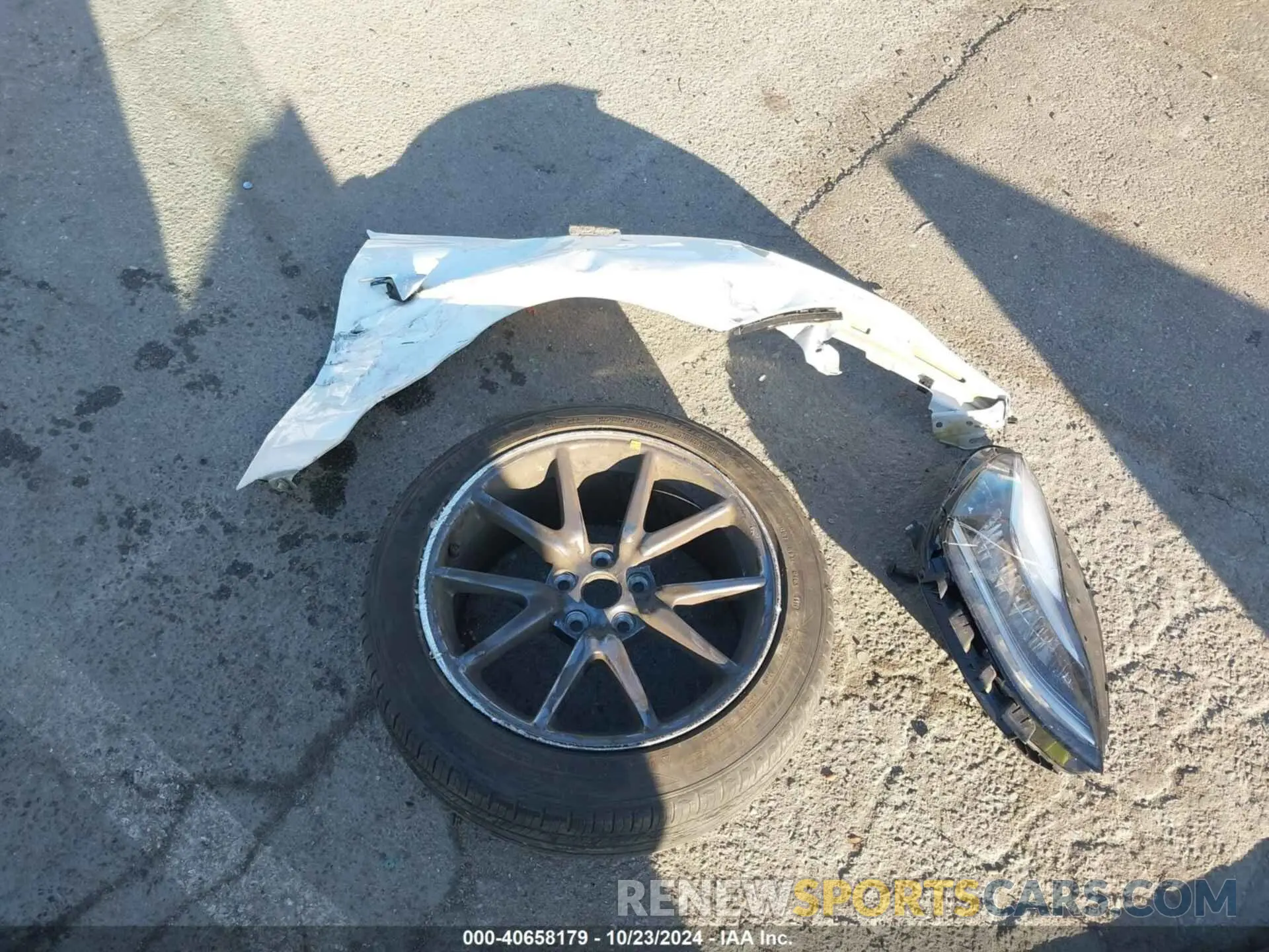 12 Photograph of a damaged car 5YJ3E1EA2LF633031 TESLA MODEL 3 2020