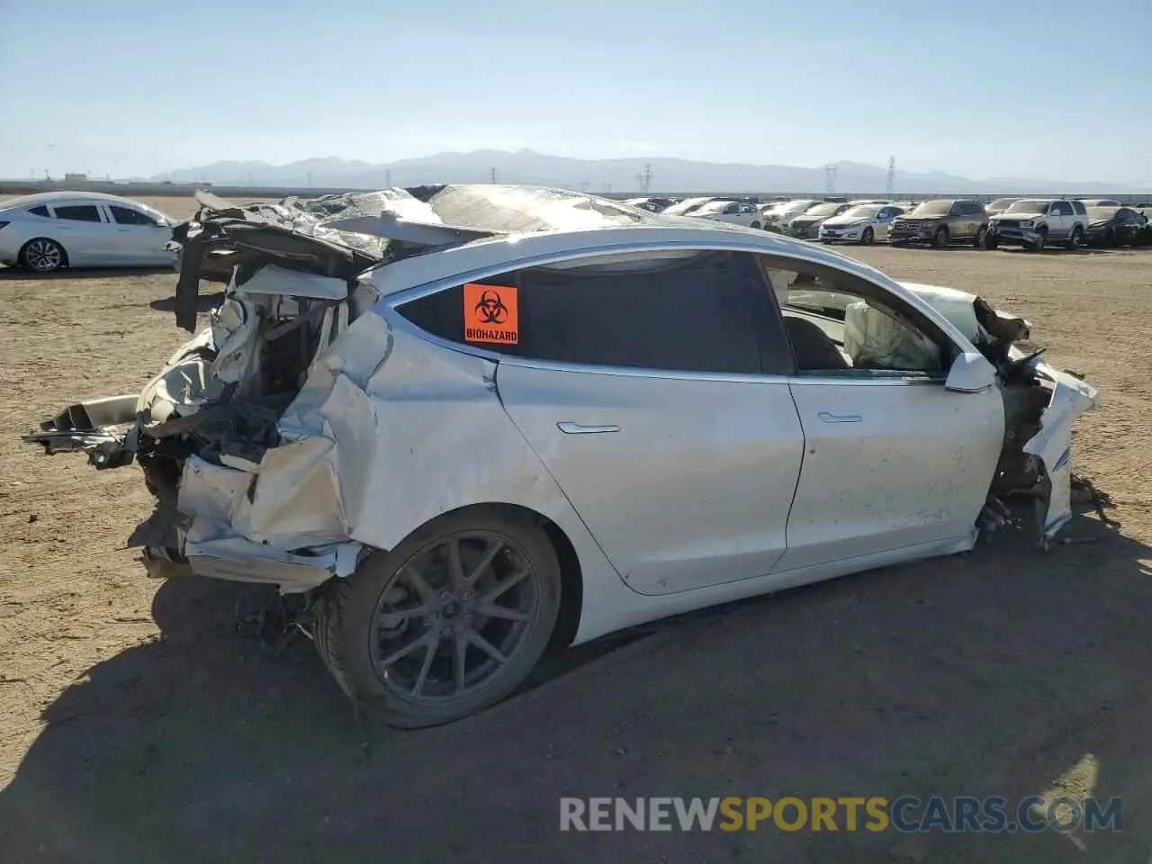 3 Photograph of a damaged car 5YJ3E1EA2LF633241 TESLA MODEL 3 2020
