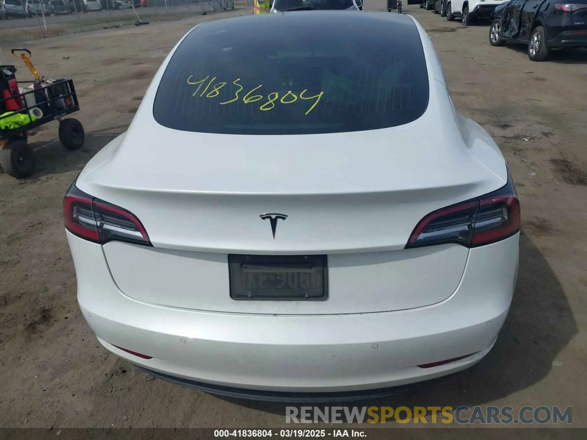 16 Photograph of a damaged car 5YJ3E1EA2LF634678 TESLA MODEL 3 2020