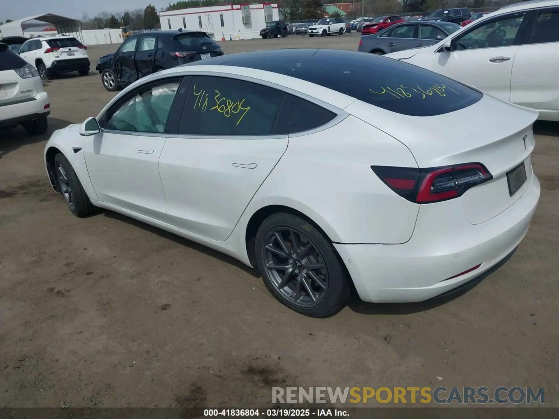 3 Photograph of a damaged car 5YJ3E1EA2LF634678 TESLA MODEL 3 2020