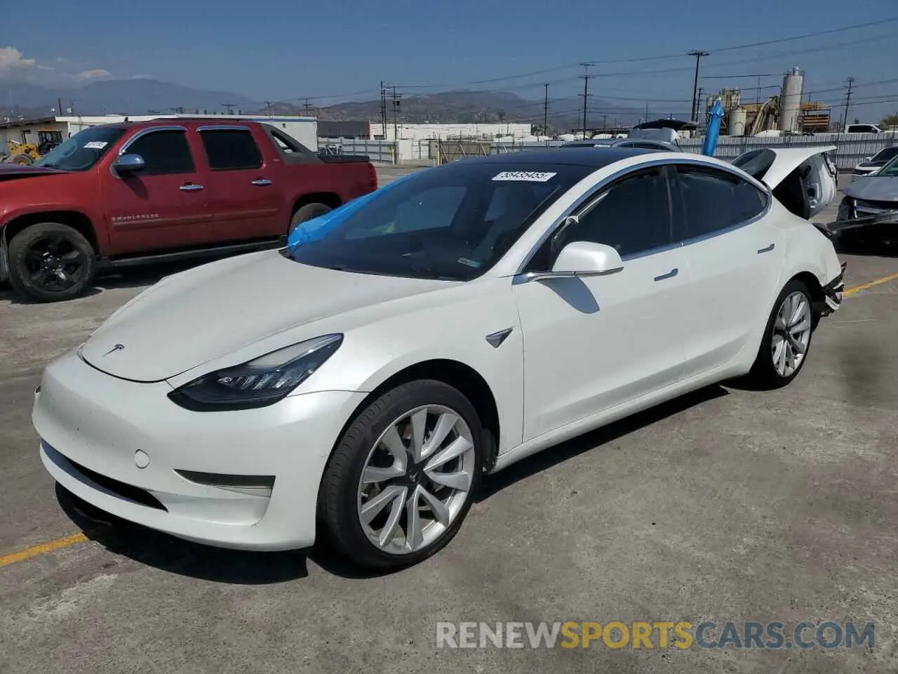 1 Photograph of a damaged car 5YJ3E1EA2LF635023 TESLA MODEL 3 2020