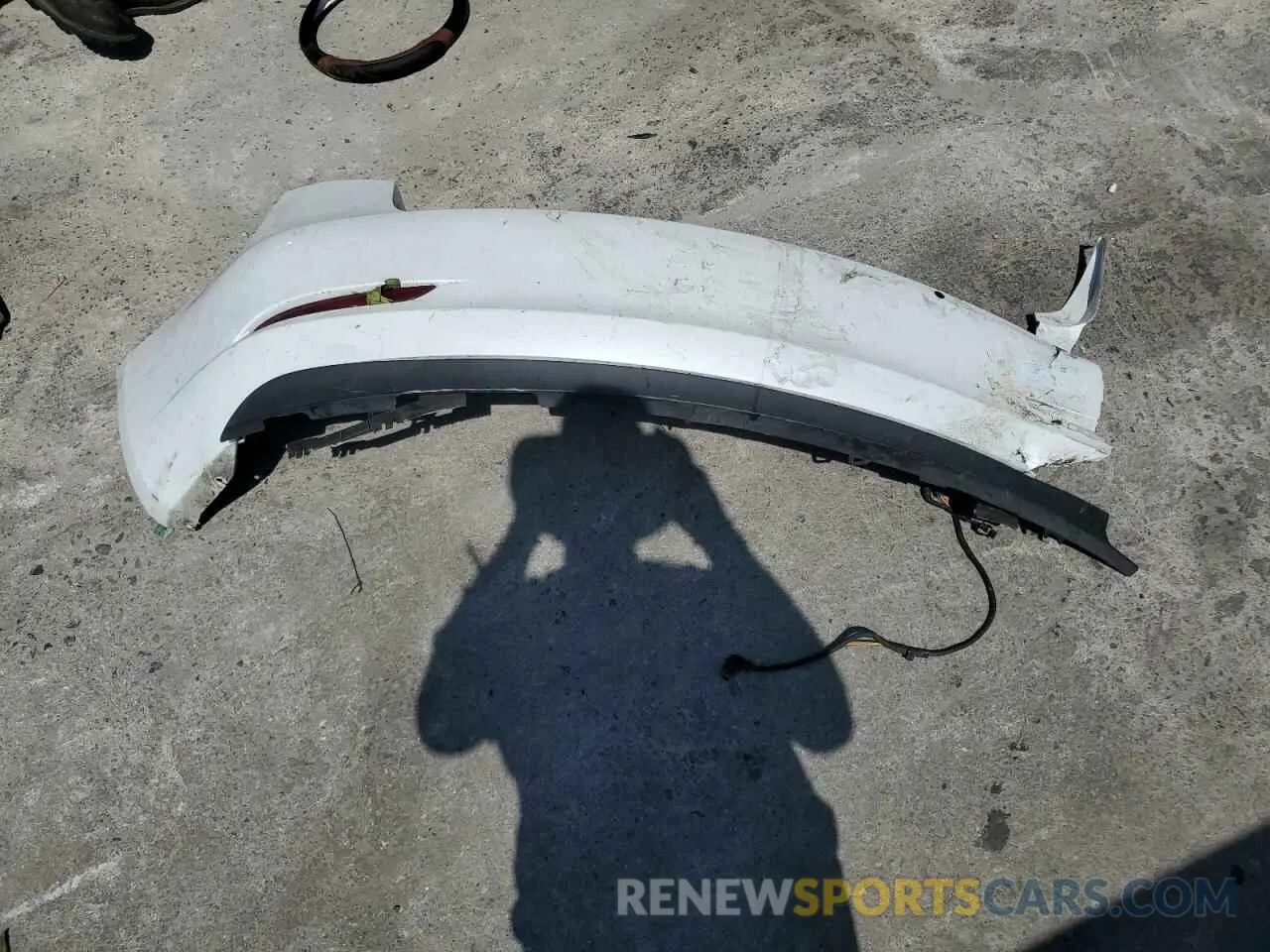 12 Photograph of a damaged car 5YJ3E1EA2LF635023 TESLA MODEL 3 2020