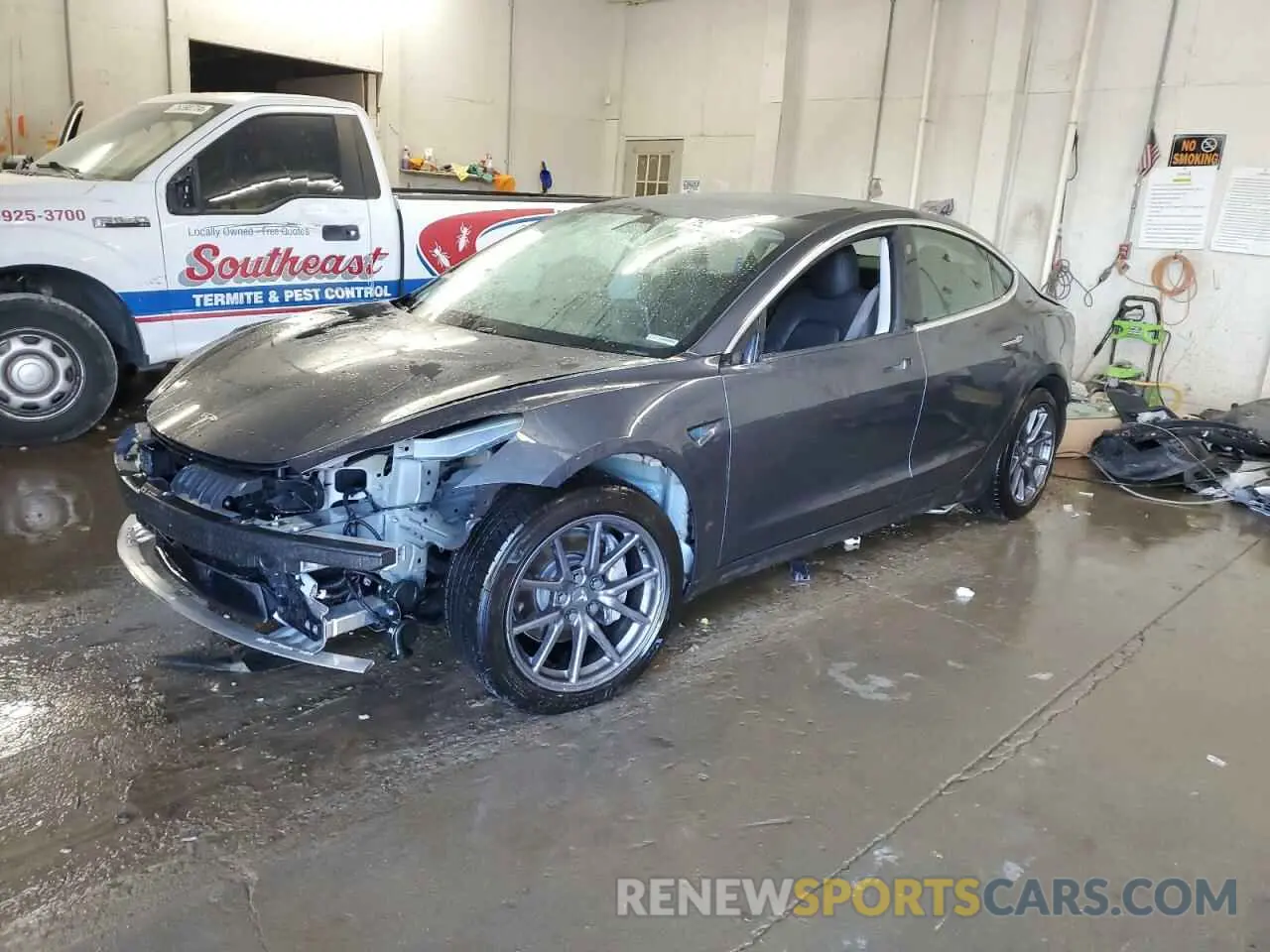 1 Photograph of a damaged car 5YJ3E1EA2LF658124 TESLA MODEL 3 2020