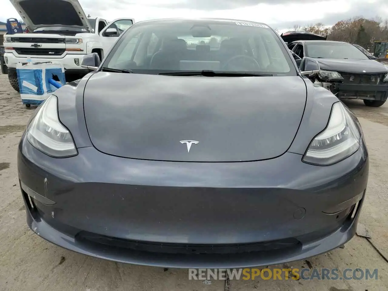 5 Photograph of a damaged car 5YJ3E1EA2LF658236 TESLA MODEL 3 2020