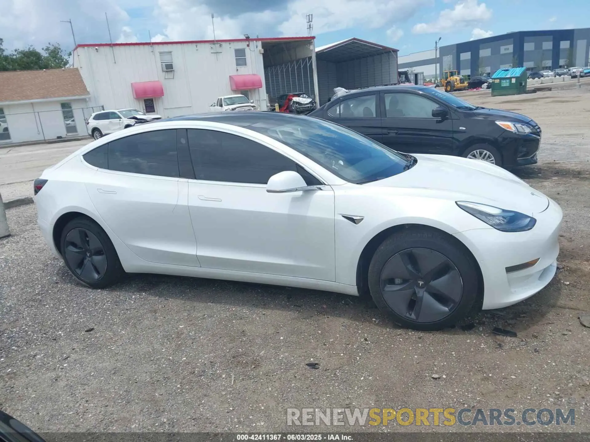 13 Photograph of a damaged car 5YJ3E1EA2LF659760 TESLA MODEL 3 2020