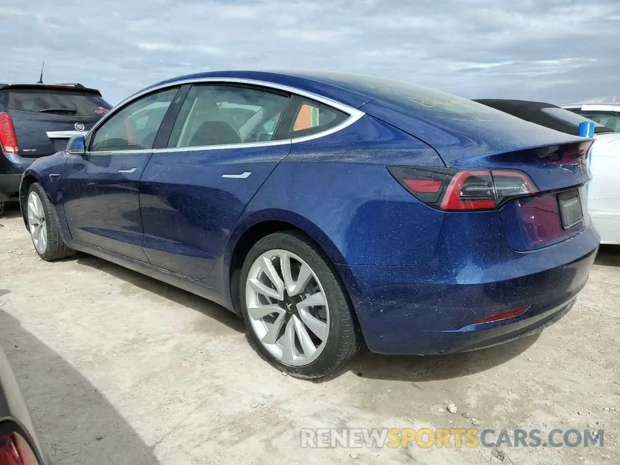 2 Photograph of a damaged car 5YJ3E1EA2LF662688 TESLA MODEL 3 2020