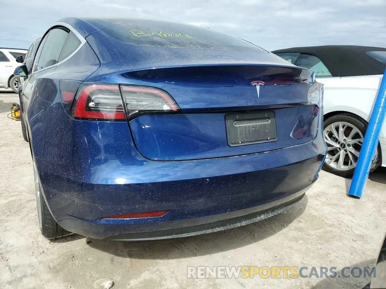 6 Photograph of a damaged car 5YJ3E1EA2LF662688 TESLA MODEL 3 2020