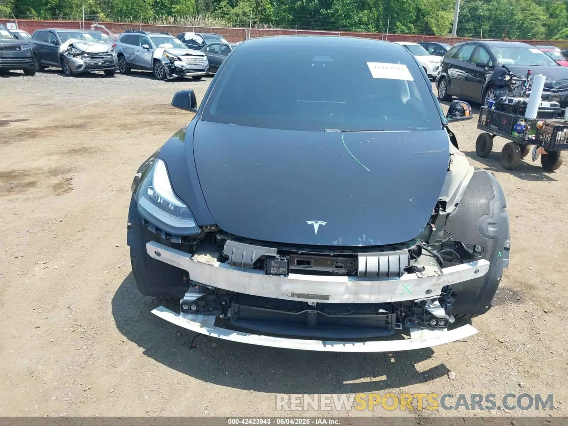 19 Photograph of a damaged car 5YJ3E1EA2LF704499 TESLA MODEL 3 2020
