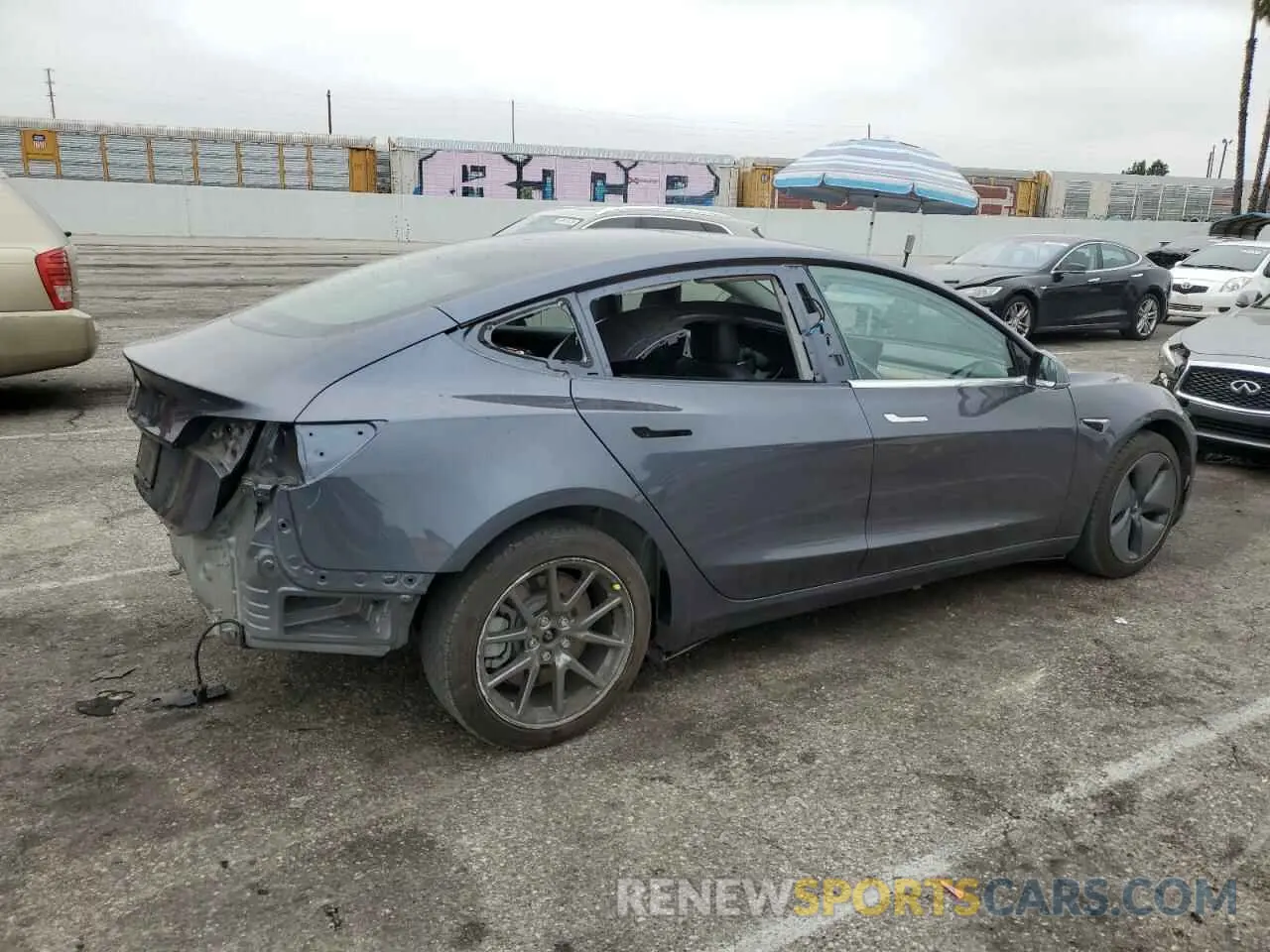 3 Photograph of a damaged car 5YJ3E1EA2LF704941 TESLA MODEL 3 2020