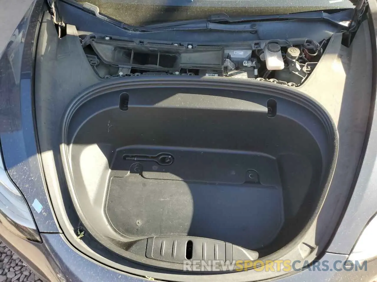 11 Photograph of a damaged car 5YJ3E1EA2LF705233 TESLA MODEL 3 2020