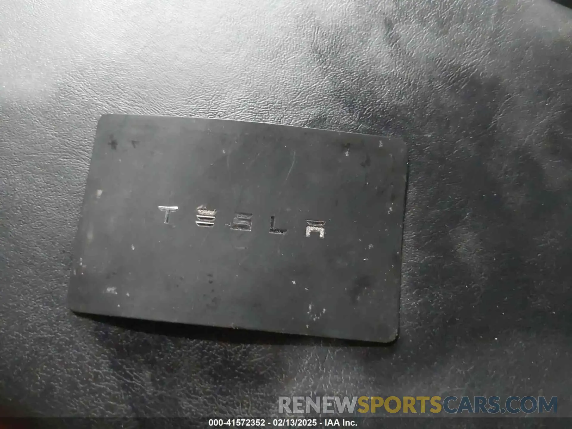 11 Photograph of a damaged car 5YJ3E1EA2LF705670 TESLA MODEL 3 2020
