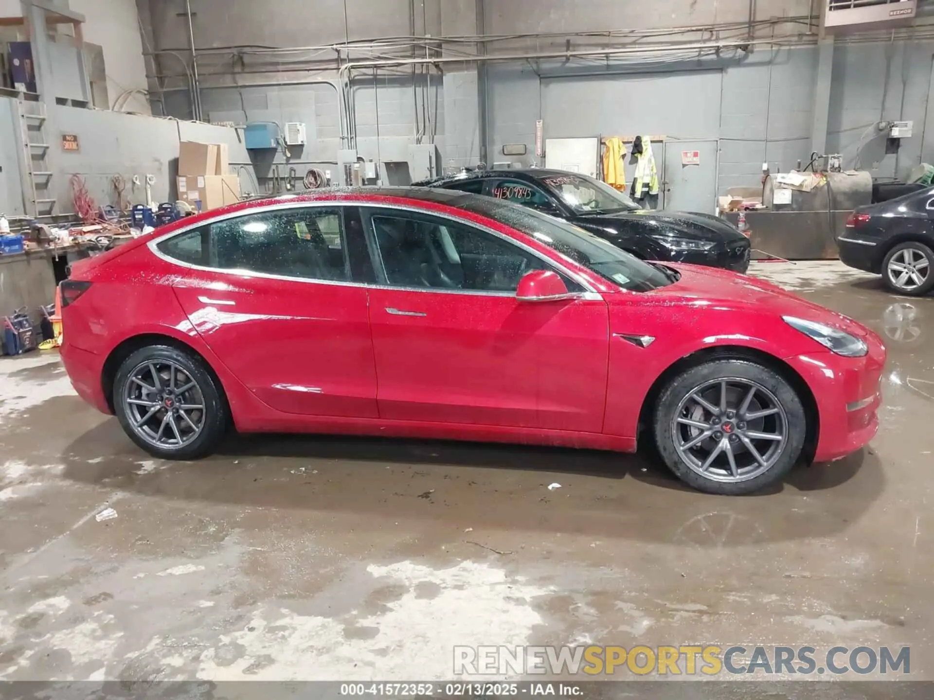 13 Photograph of a damaged car 5YJ3E1EA2LF705670 TESLA MODEL 3 2020