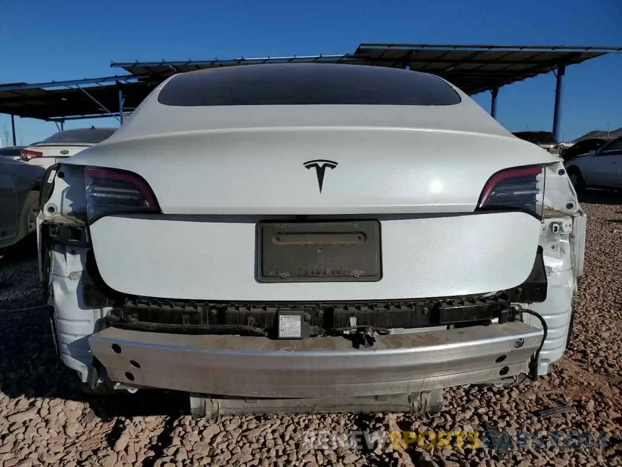 6 Photograph of a damaged car 5YJ3E1EA2LF706186 TESLA MODEL 3 2020