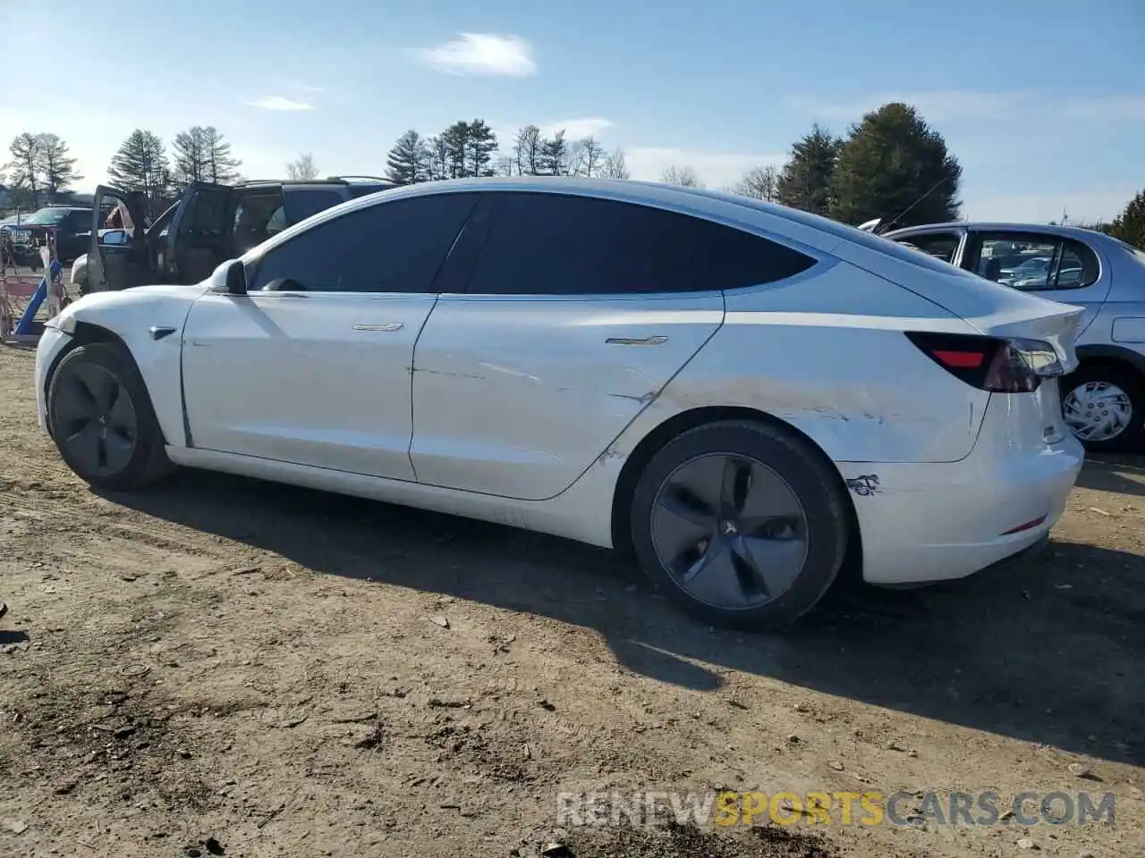 2 Photograph of a damaged car 5YJ3E1EA2LF710030 TESLA MODEL 3 2020