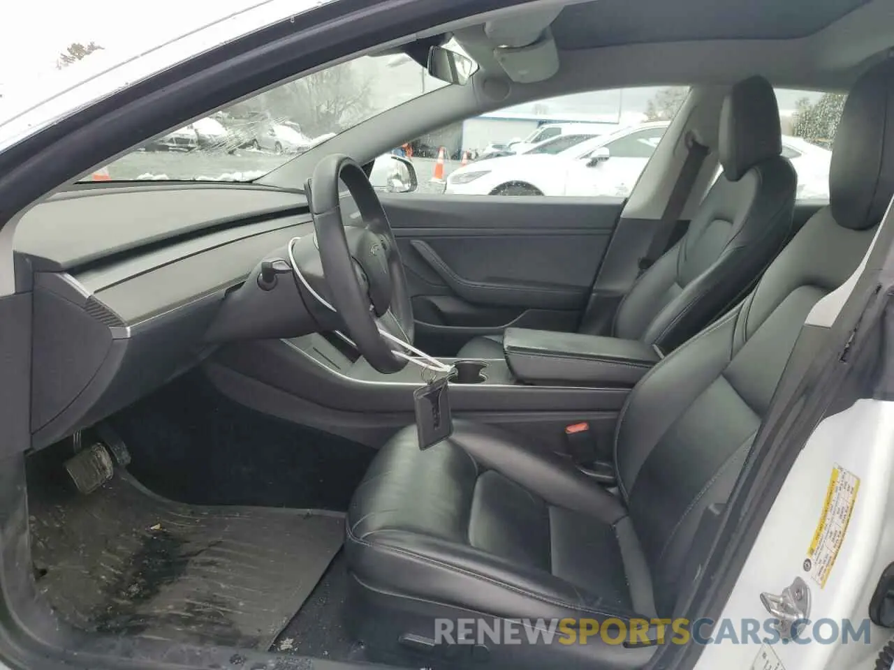 7 Photograph of a damaged car 5YJ3E1EA2LF737423 TESLA MODEL 3 2020