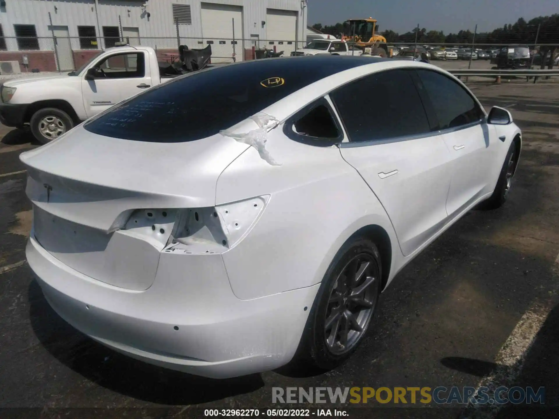 4 Photograph of a damaged car 5YJ3E1EA2LF737762 TESLA MODEL 3 2020