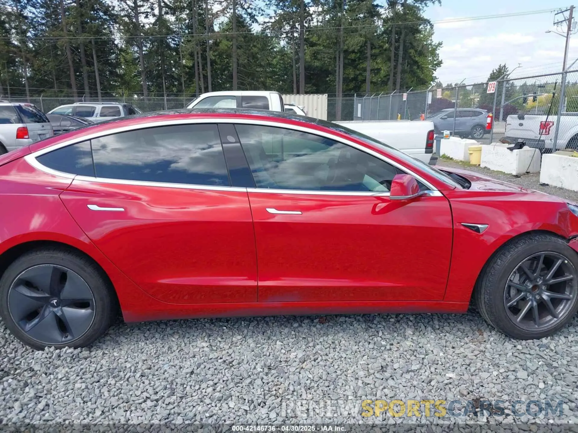 14 Photograph of a damaged car 5YJ3E1EA2LF738149 TESLA MODEL 3 2020