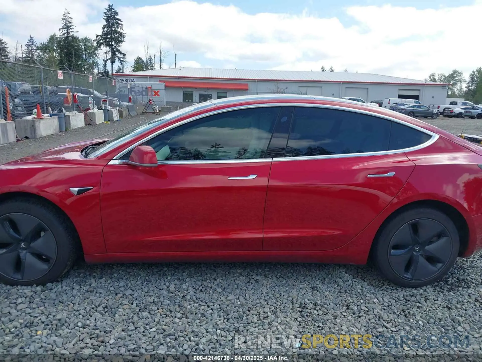 15 Photograph of a damaged car 5YJ3E1EA2LF738149 TESLA MODEL 3 2020