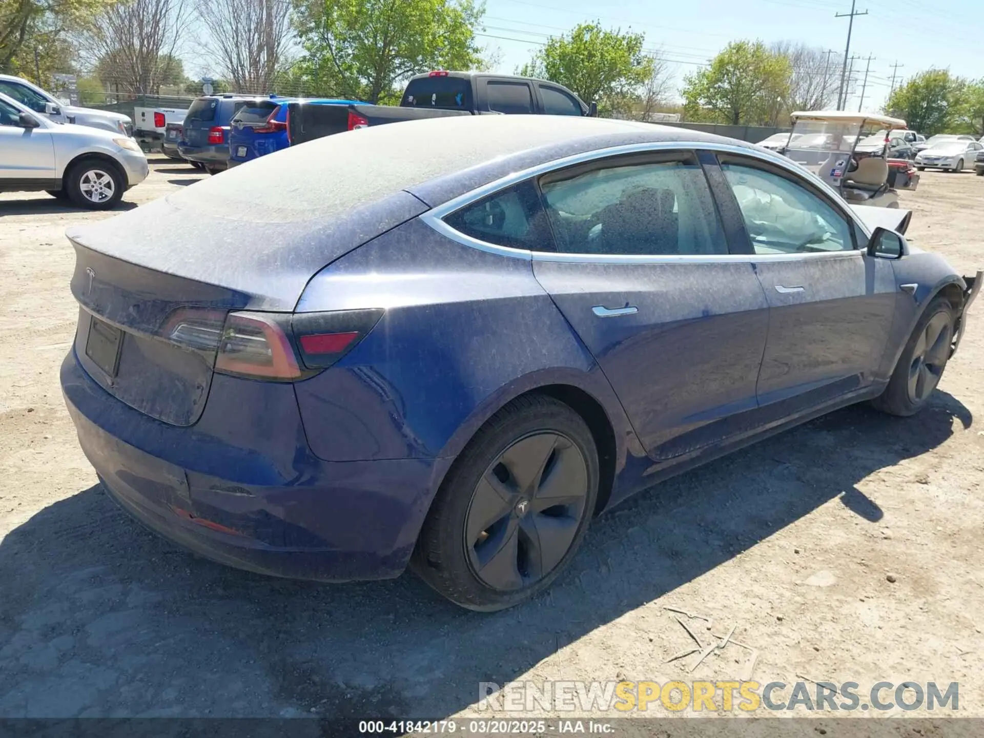 4 Photograph of a damaged car 5YJ3E1EA2LF739866 TESLA MODEL 3 2020