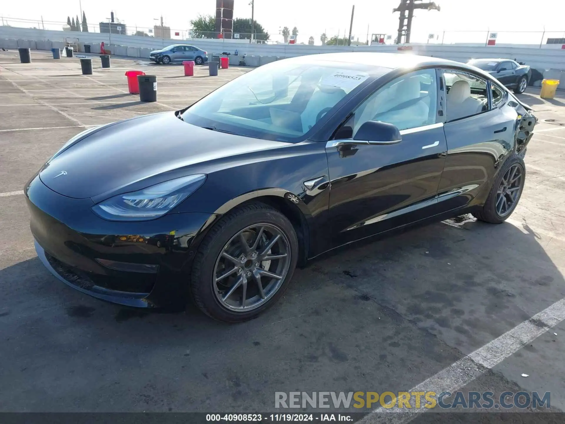 2 Photograph of a damaged car 5YJ3E1EA2LF745974 TESLA MODEL 3 2020