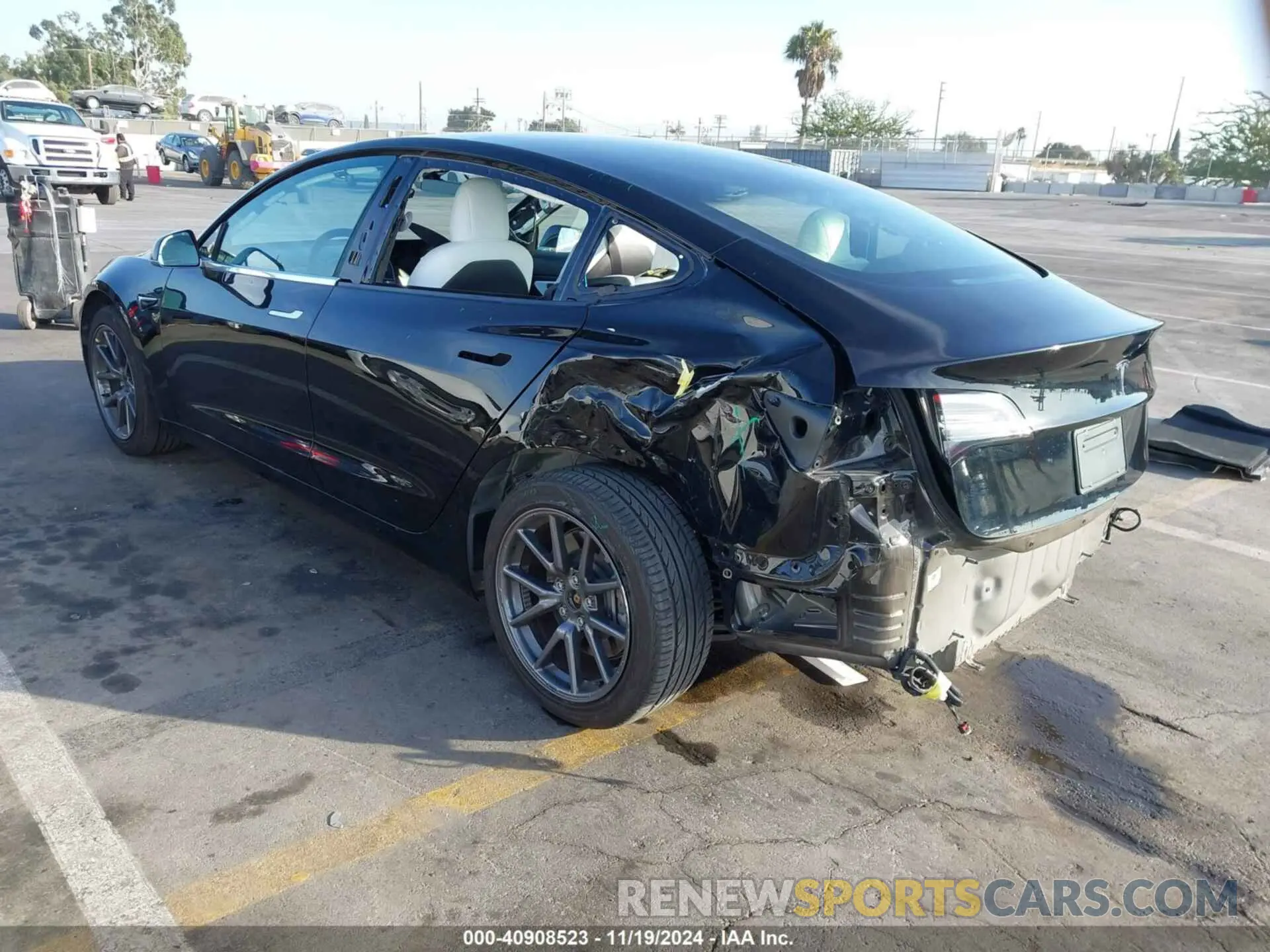 3 Photograph of a damaged car 5YJ3E1EA2LF745974 TESLA MODEL 3 2020