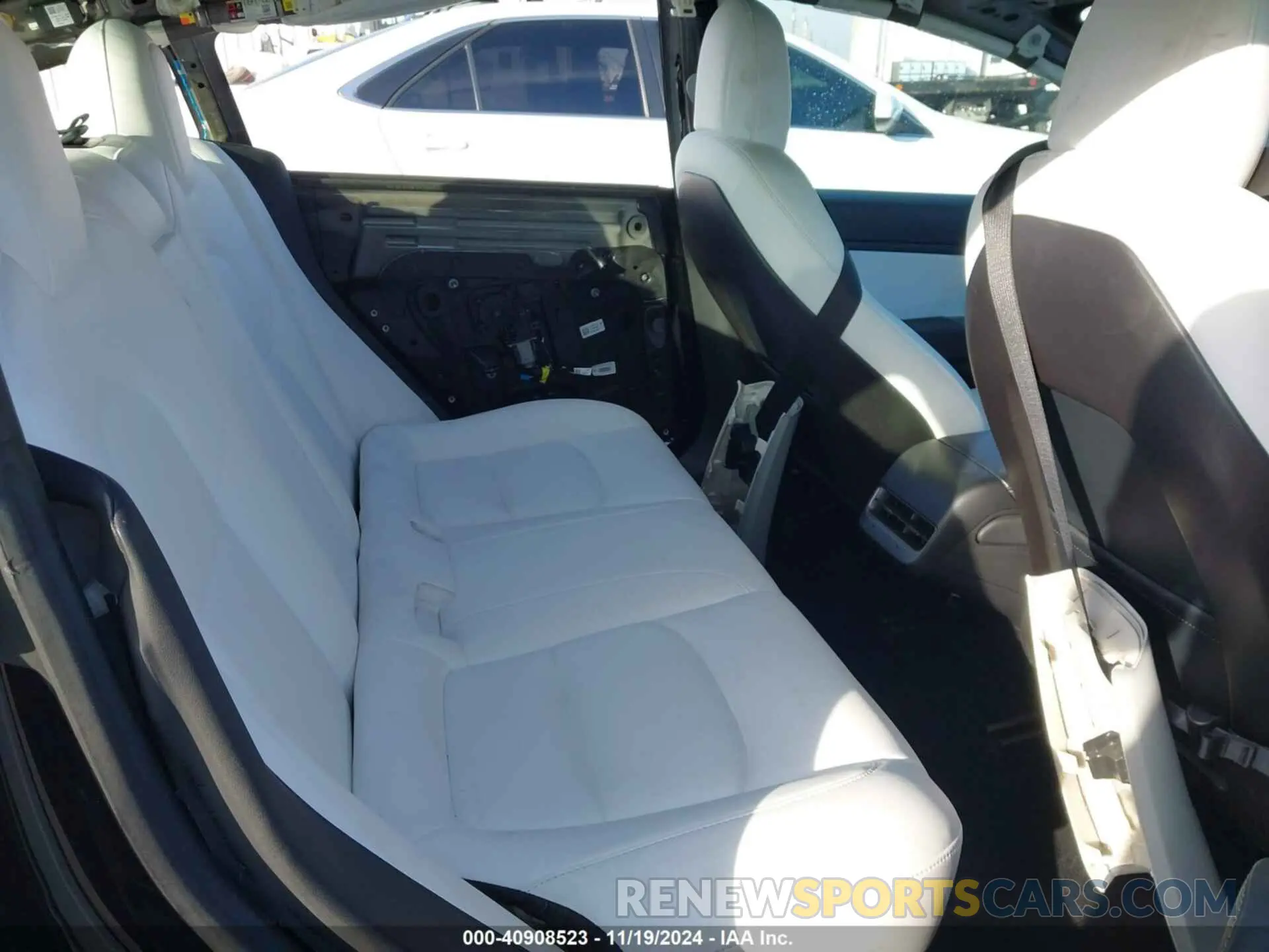 8 Photograph of a damaged car 5YJ3E1EA2LF745974 TESLA MODEL 3 2020