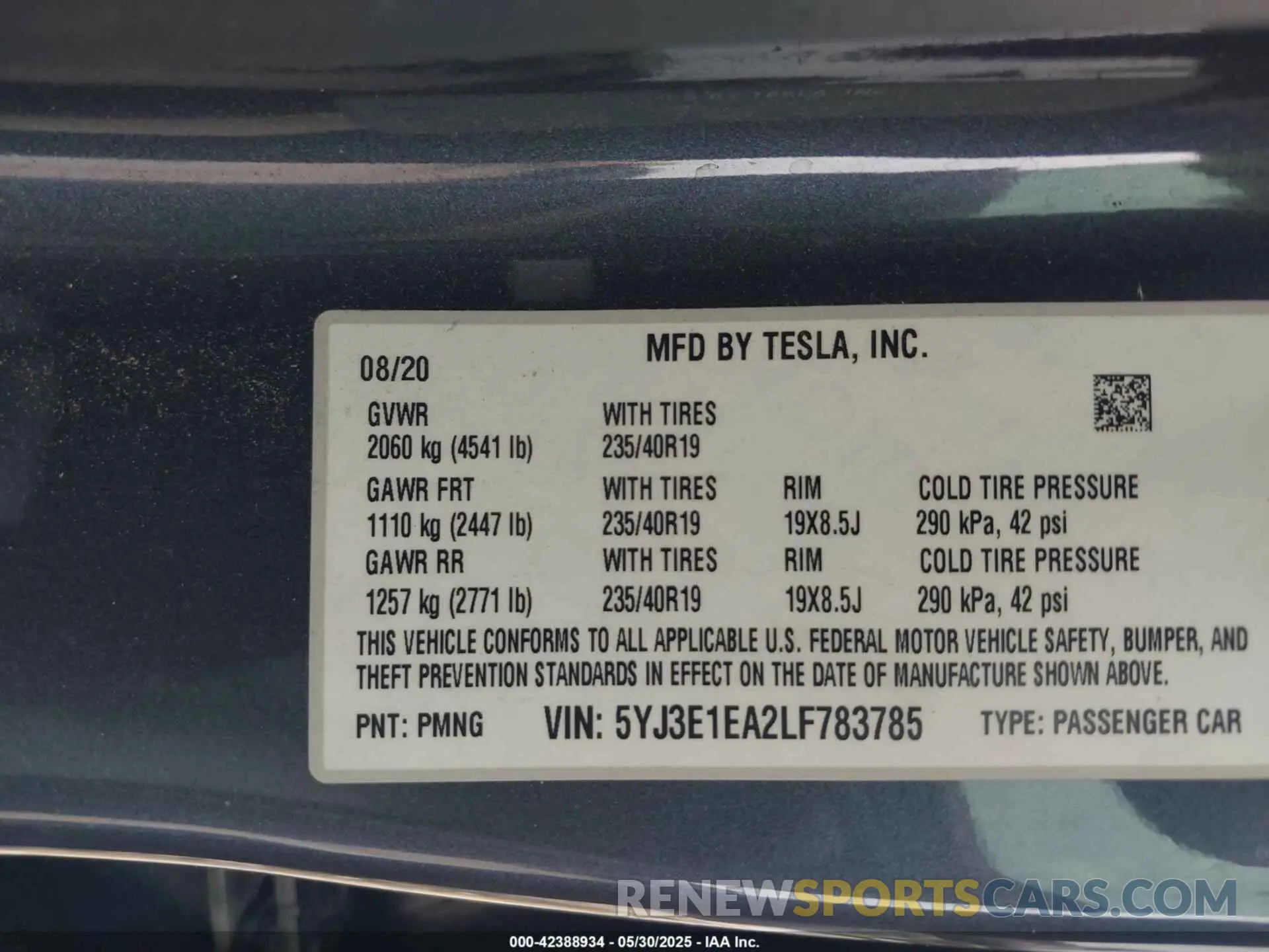 9 Photograph of a damaged car 5YJ3E1EA2LF783785 TESLA MODEL 3 2020