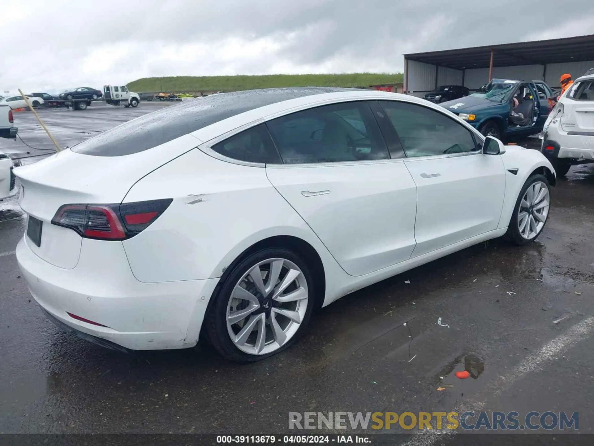 4 Photograph of a damaged car 5YJ3E1EA2LF784418 TESLA MODEL 3 2020
