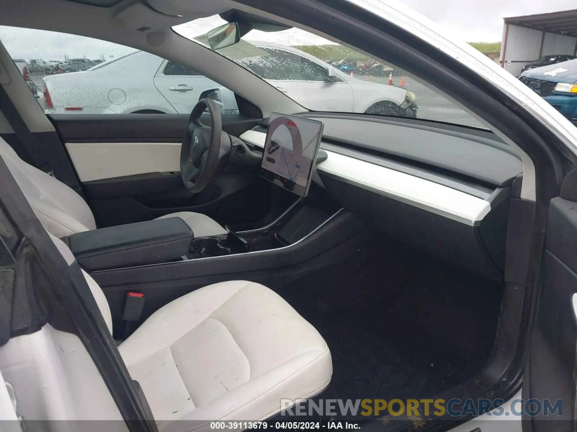 5 Photograph of a damaged car 5YJ3E1EA2LF784418 TESLA MODEL 3 2020