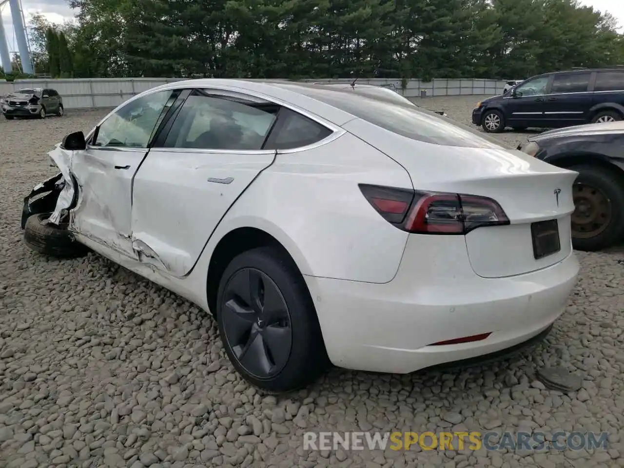 3 Photograph of a damaged car 5YJ3E1EA2LF785066 TESLA MODEL 3 2020