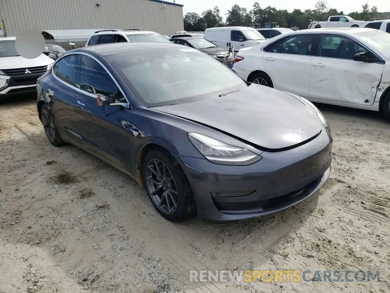4 Photograph of a damaged car 5YJ3E1EA2LF796780 TESLA MODEL 3 2020