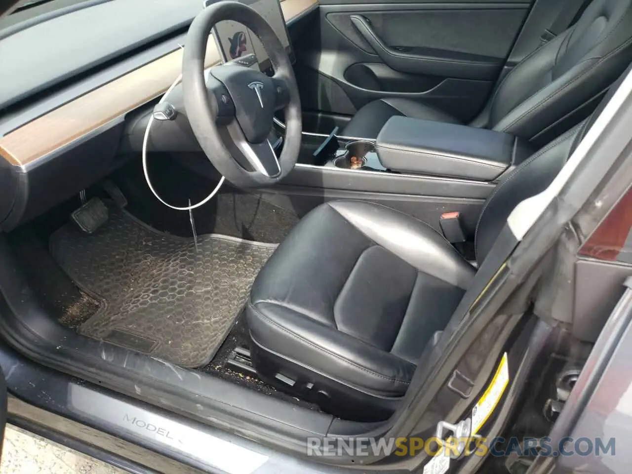 7 Photograph of a damaged car 5YJ3E1EA2LF796780 TESLA MODEL 3 2020