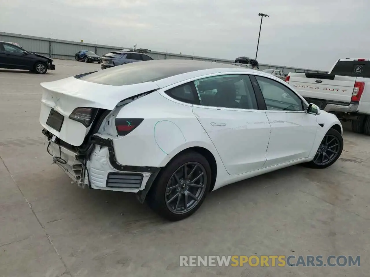 3 Photograph of a damaged car 5YJ3E1EA2LF799632 TESLA MODEL 3 2020