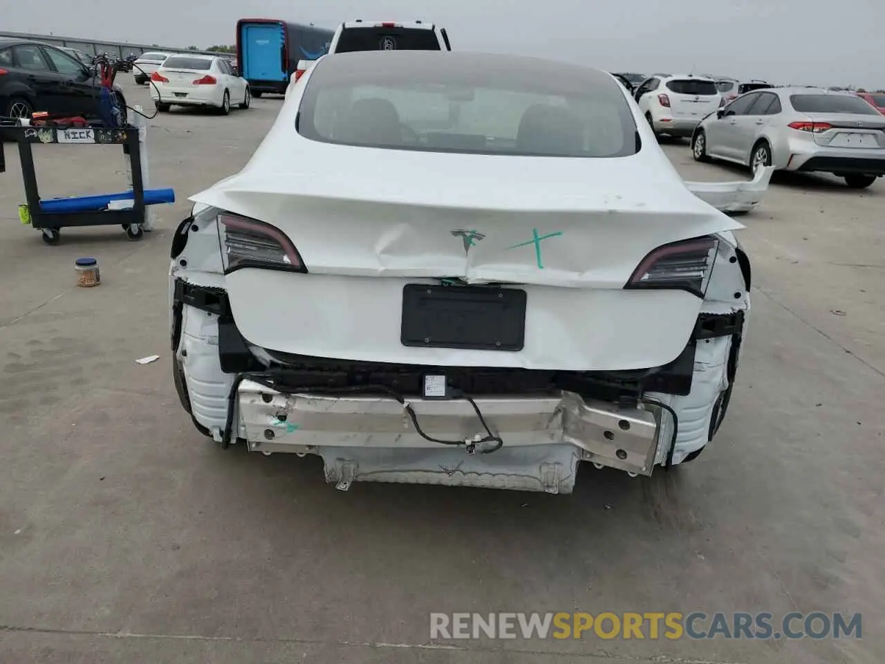 6 Photograph of a damaged car 5YJ3E1EA2LF799632 TESLA MODEL 3 2020