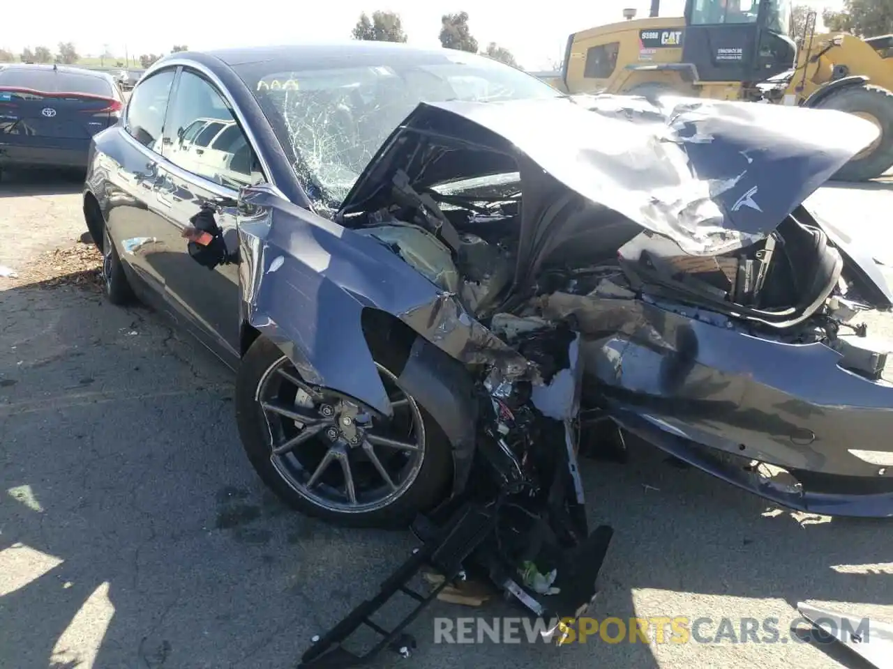 1 Photograph of a damaged car 5YJ3E1EA2LF807356 TESLA MODEL 3 2020